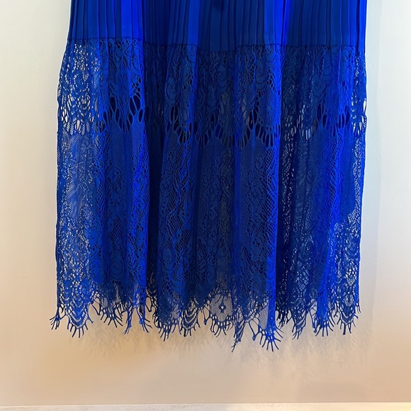 Maxi dress, size medium - Picture 4 of 4